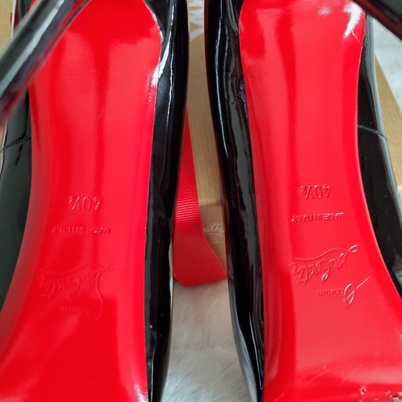 Christian Louboutin - Picture 3 of 4